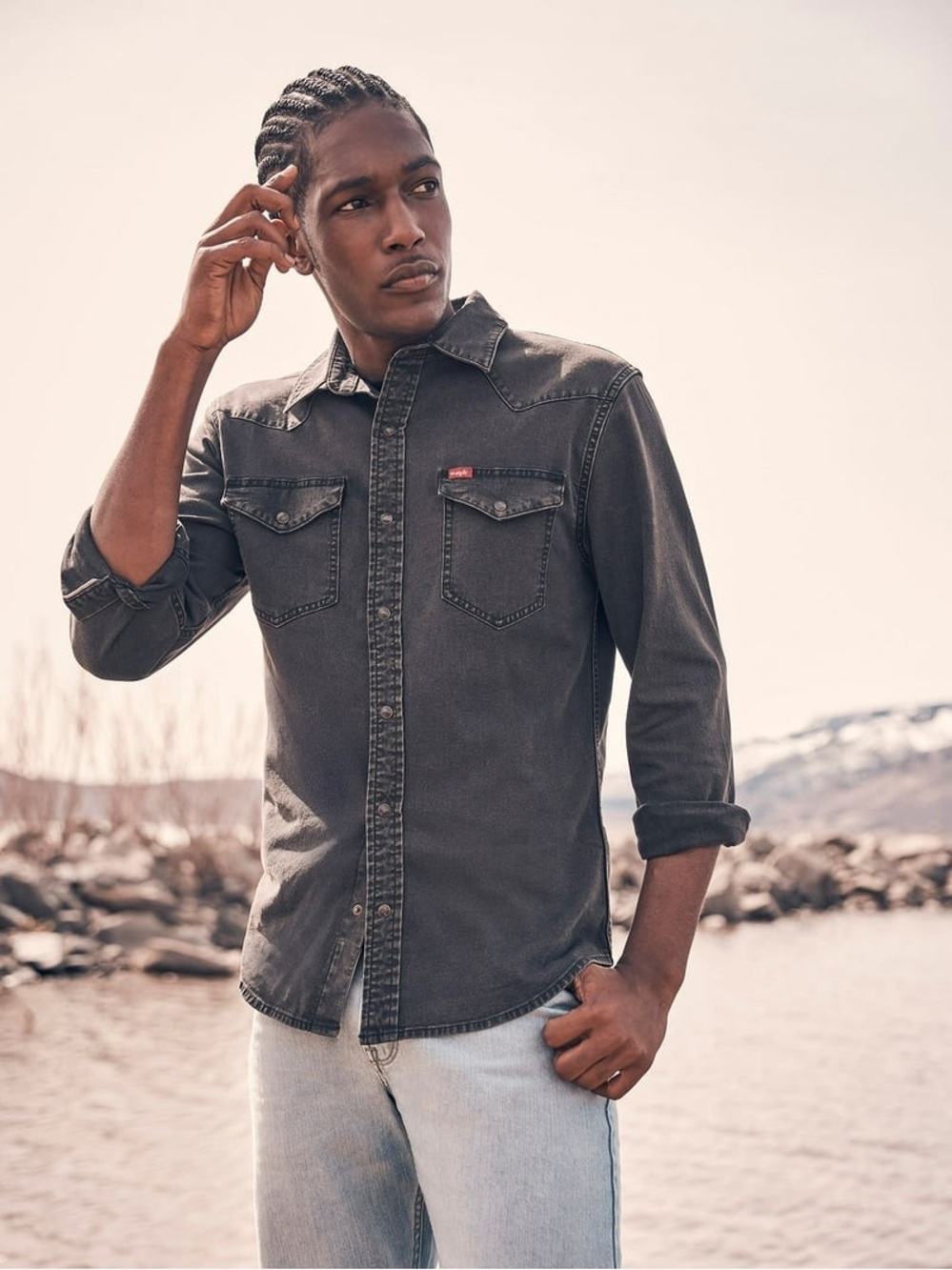 Wrangler Men's Washed Black Button-Down Denim Shirt